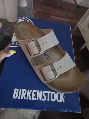 Birkenstock Arizona Sandals in Tobacco Brown with Rose Gold Buckles, Narrow Fit